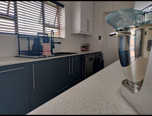 3 BEDROOM FREEHOLD FOR SALE IN TERGNIET